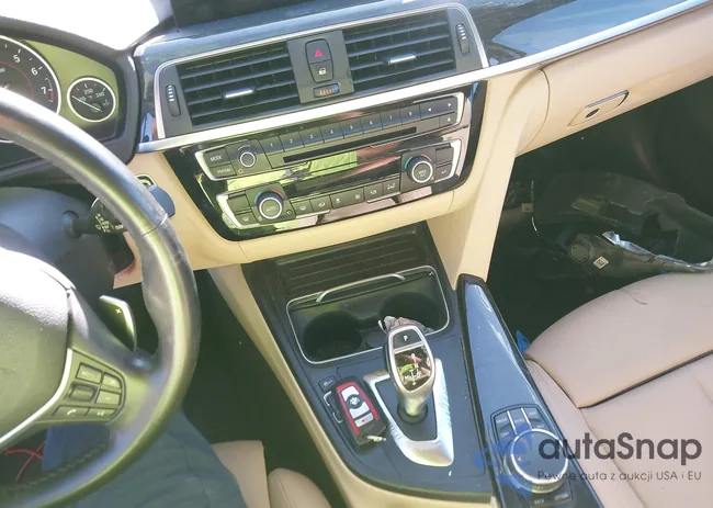 WBA4J1C58KBM15812: 43451704