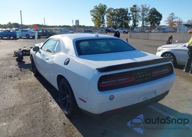 2C3CDZAG4JH334373: 43451871