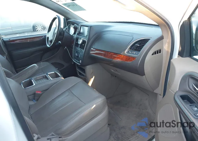 2C4RC1BG6GR296687: 43451966