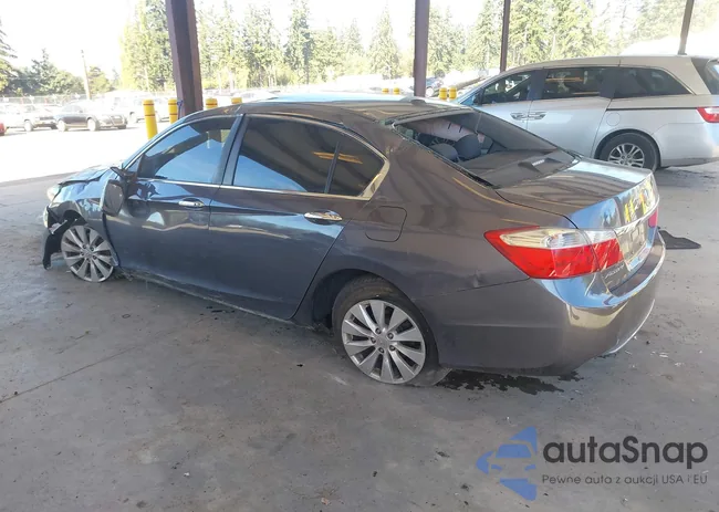 1HGCR2F82FA196247: 43452092