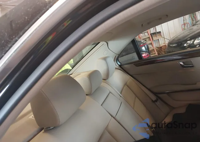 WDDHF8HB1AA106951: 43452729