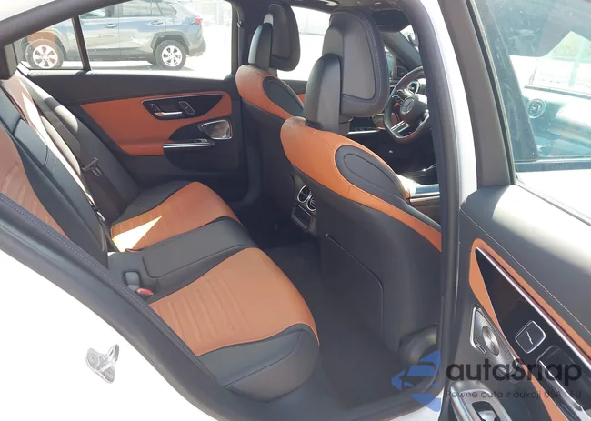 W1KAF4GB9RR205901: 43452854