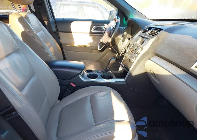 1FMHK7D83CGA33152: 43452858