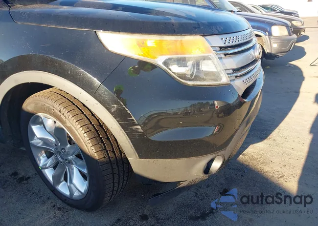 1FMHK7D83CGA33152: 43452858