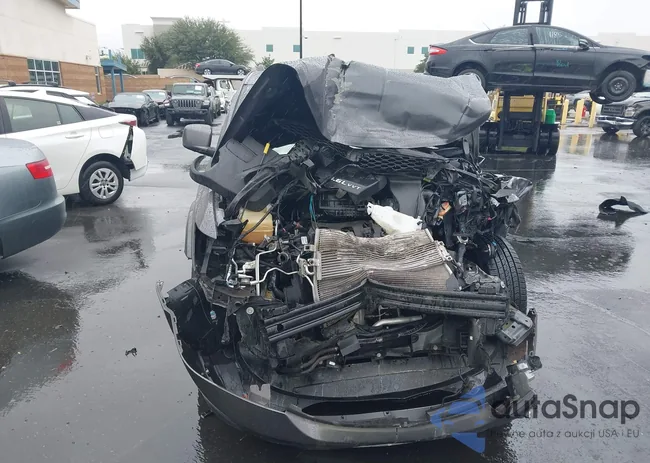 3C4PDCDG8ET150816: 43452226