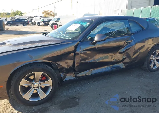 2C3CDZAG6GH309385: 43452383