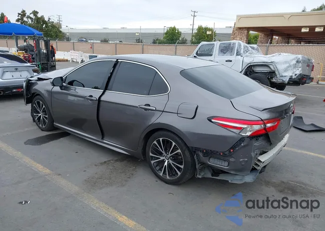 4T1B11HK8JU574935: 43452443