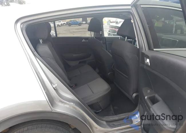 KNDPMCAC9L7739831: 43453744