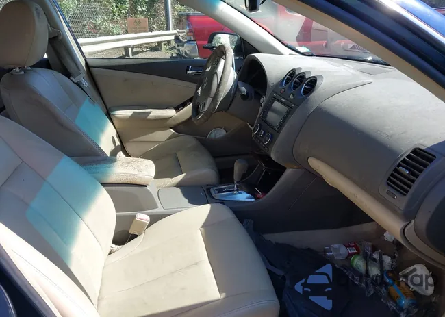 1N4AL2AP4BC120880: 43453823