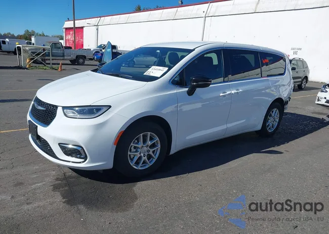 2C4RC1BG2SR578950: 43453841