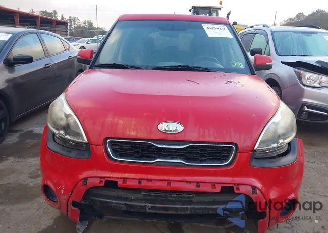 KNDJT2A60C7464704: 43454032