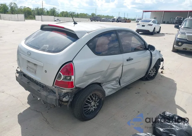 KMHCM3AC9BU197334: 43453161