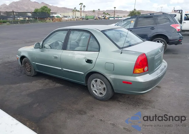 KMHCG45CX4U551209: 43453202