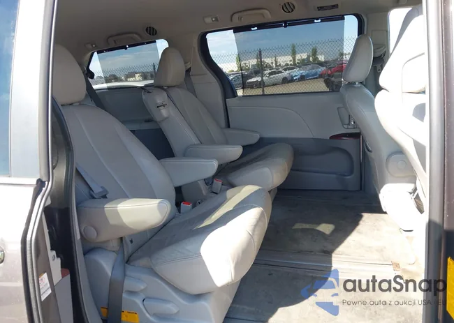 5TDYK3DC8CS267049: 43453378