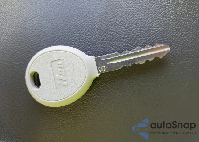 1C3CCBBB8DN736857: 43453414