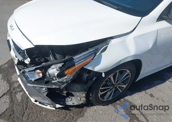 3KPF24AD7PE509842: 43454717