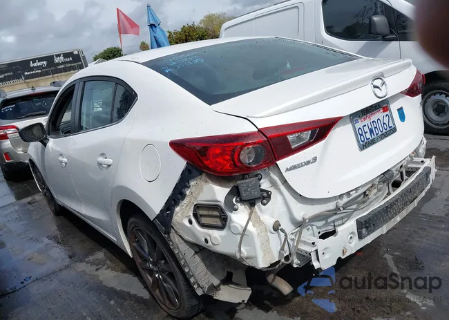 3MZBN1V34JM185863: 43454763