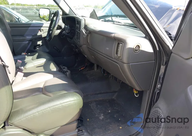 1GCHC24295E245665: 43454479