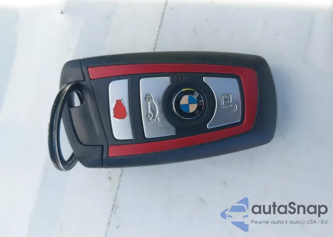 WBA3R1C51EK192800: 43455570