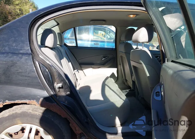 1G1ZS51F06F288652: 43455273