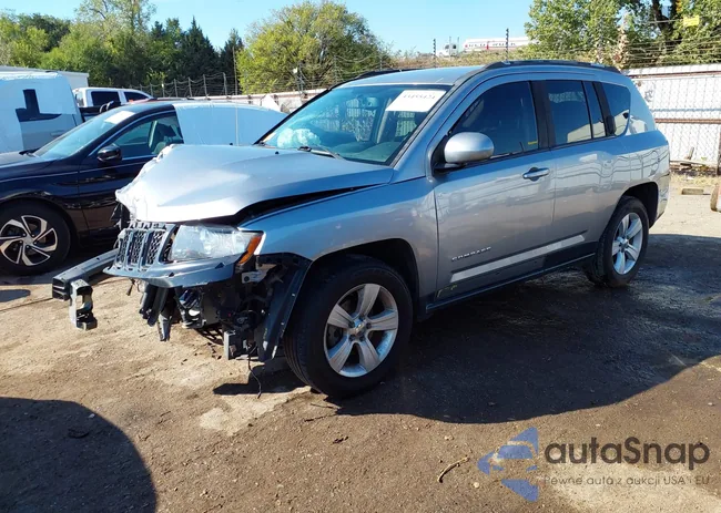 1C4NJDEB4GD663563: 43455424