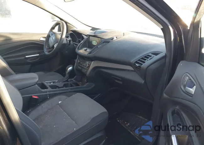 1FMCU0GD5KUC06139: 43455442