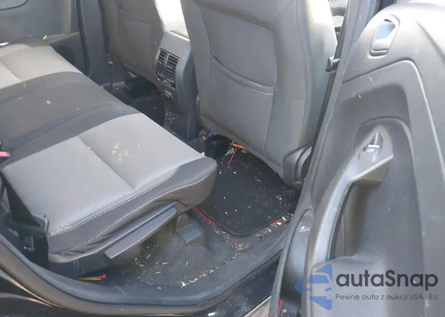 1FMCU0GD5KUC06139: 43455442