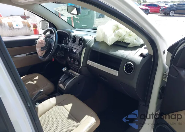 1C4NJDEB5ED538617: 43457027