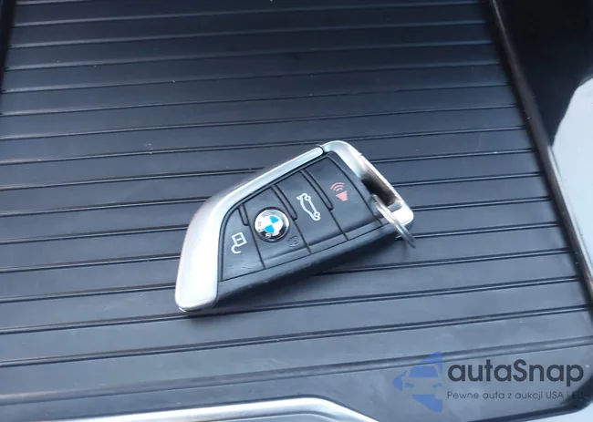 5UXTR7C5XKLF32782: 43457519