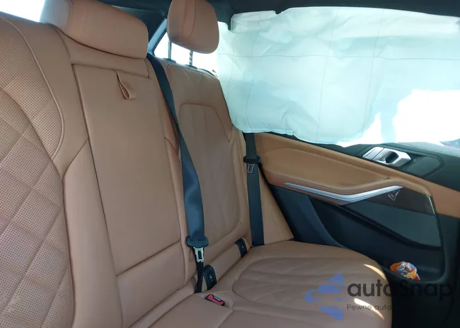 5UXCR6C0XP9P73015: 43457806