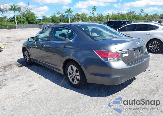 1HGCP26439A163829: 43457913