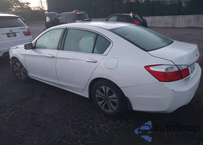 1HGCR2F39FA197111: 43457999