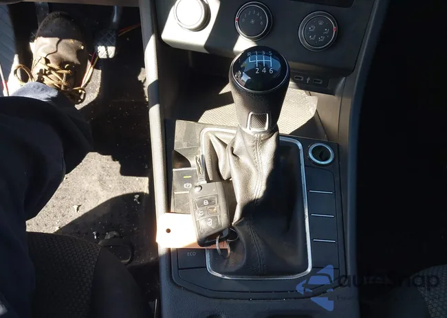 3VWN57BU7LM008255: 43458070