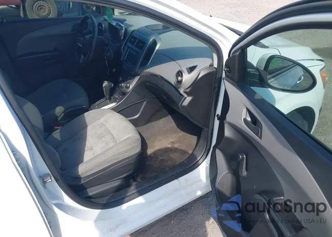 1G1JA5SH8G4103275: 43457161