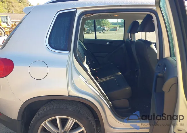 WVGBV3AX1EW591852: 43457264