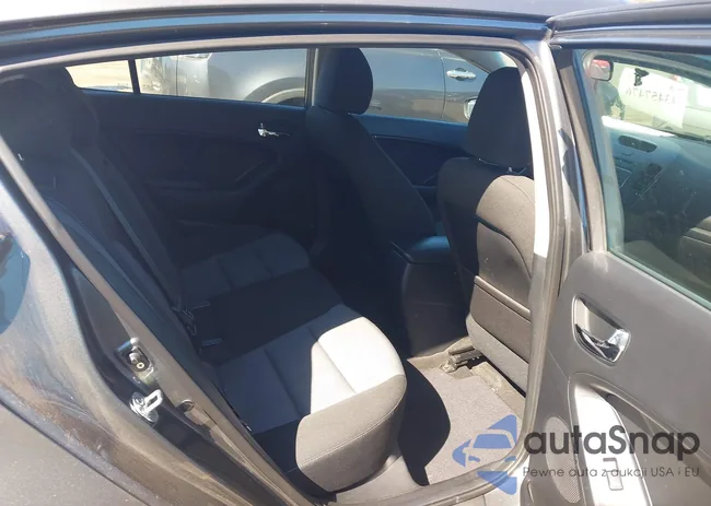 KNAFK5A89G5656648: 43457476