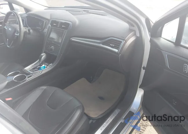 3FA6P0K92ER101605: 43459049