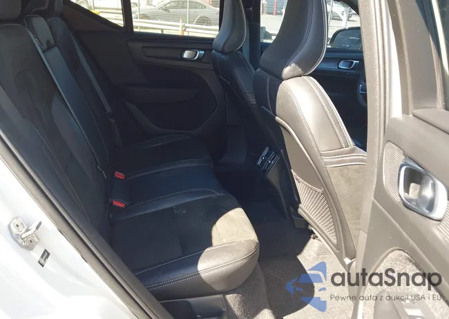 YV4162UM1M2404976: 43458461