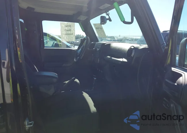 1C4BJWDG9JL854923: 43458486