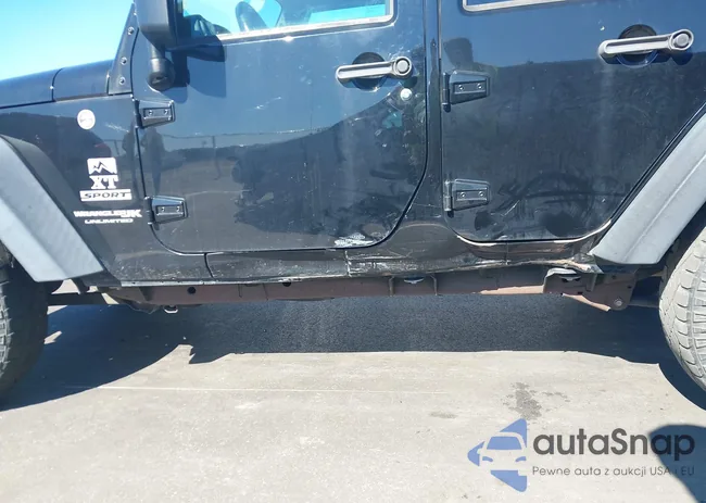 1C4BJWDG9JL854923: 43458486