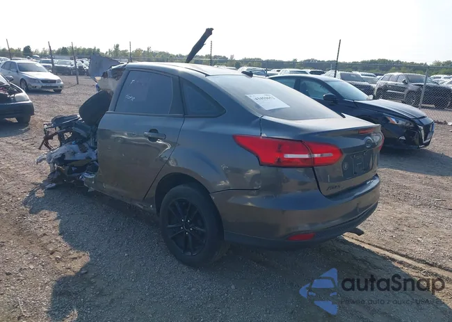 1FADP3F26JL202547: 43459652