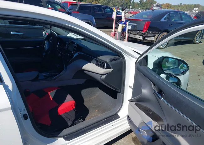 4T1G11AK5PU733290: 43459853