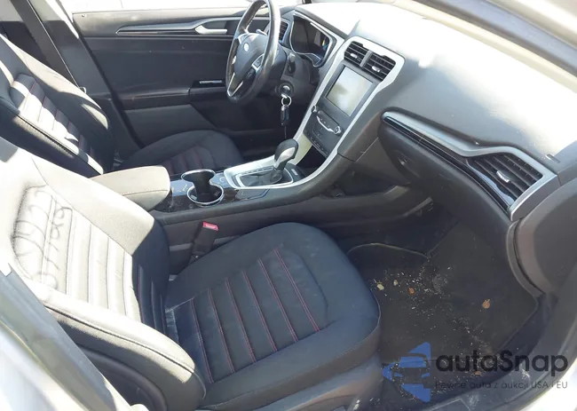 1FA6P0HD3F5105534: 43459922