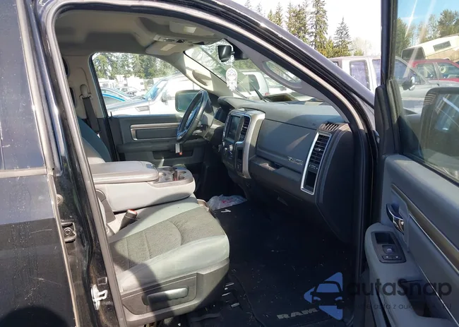 1C6RR7TT5KS658729: 43459370