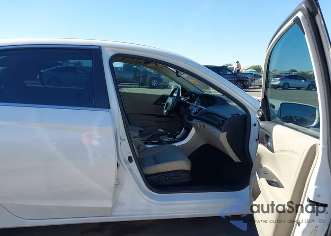 1HGCR2F80EA132612: 43460595