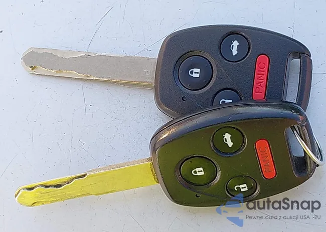 2HGFG3B80CH500297: 43460389