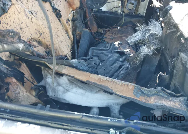 WDDKJ6FB7FF296020: 43460433