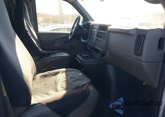 1GCFG15X861268377: 43460467