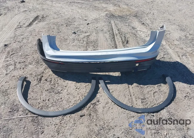 3VV1B7AX2JM067704: 43461547