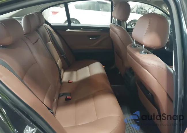 WBAFV3C53ED684902: 43461729